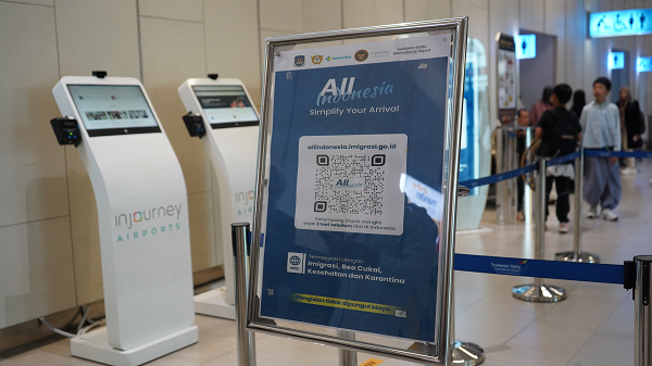 Bali Airport Operating Normally Despite Semeru Volcano Eruption 